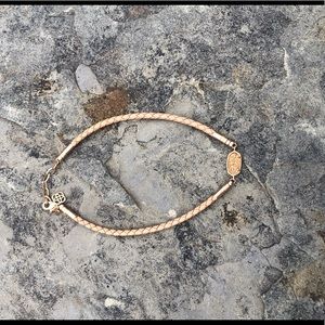 Kendra Scott necklace